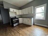 Building Photo - 131 Wilkinson Ave