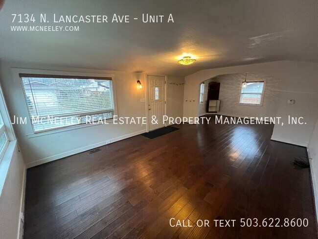 Building Photo - 7134 N Lancaster Ave