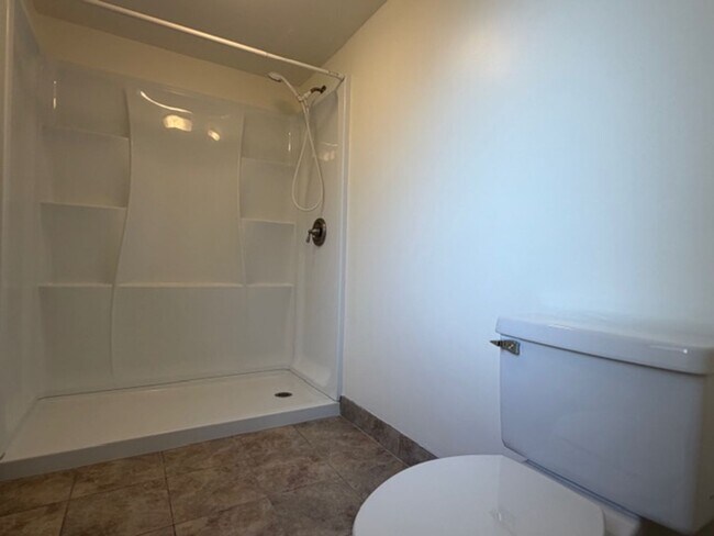 Building Photo - Partly Furnished 2 Bedroom, 2 Bathroom, 2 Parking (Mauna Luan Hawaii Kai)