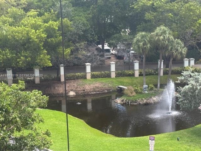 Building Photo - 18181 NE 31st Ct