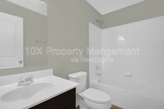 Building Photo - 112 Kenton Ct
