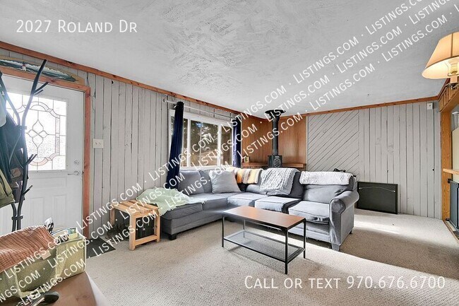 Building Photo - 2027 Roland Dr