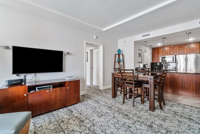 Building Photo - 3800 N Ocean Dr