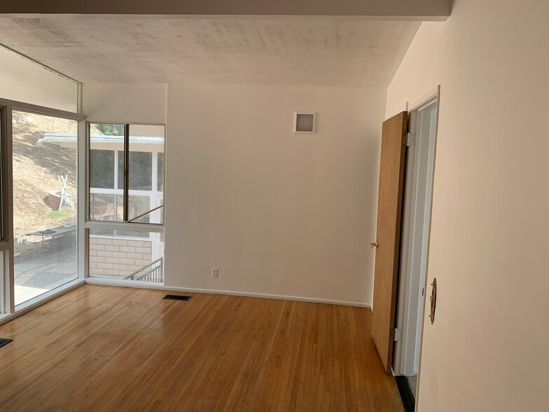 Master - 10458 Pearson Pl