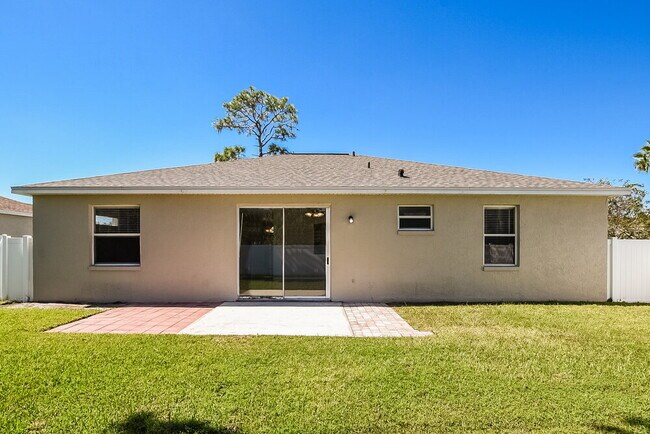 Building Photo - 2701 Andes Way