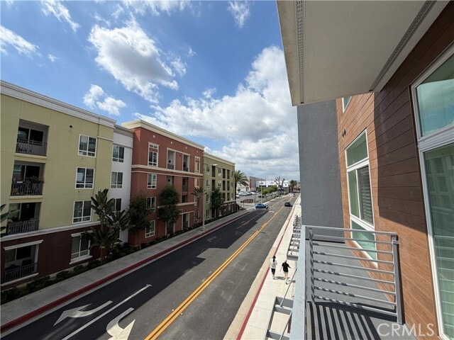 Building Photo - 168 S Monterey St