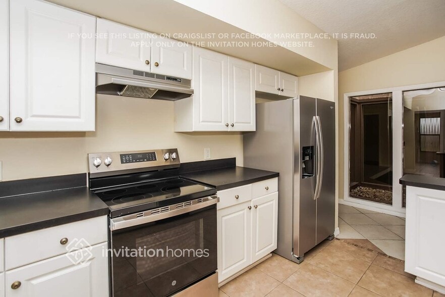 Building Photo - 8907 68th Ave E