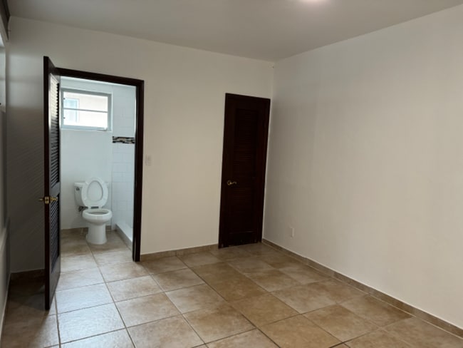 Building Photo - 251 NE 41st St