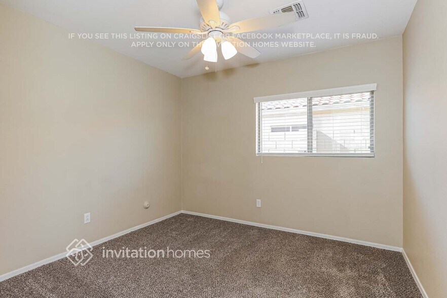 Building Photo - 15429 W Cameron Dr