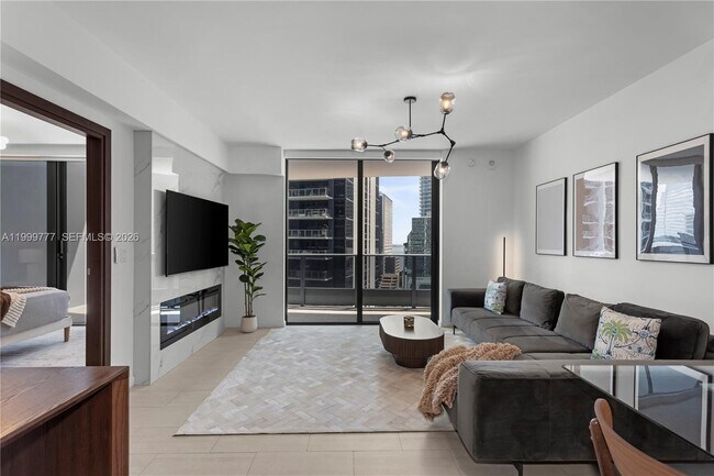 Building Photo - 1000 Brickell Plaza