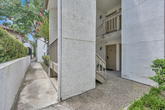 Building Photo - Wonderful 1 bed 1 bath in convenient location