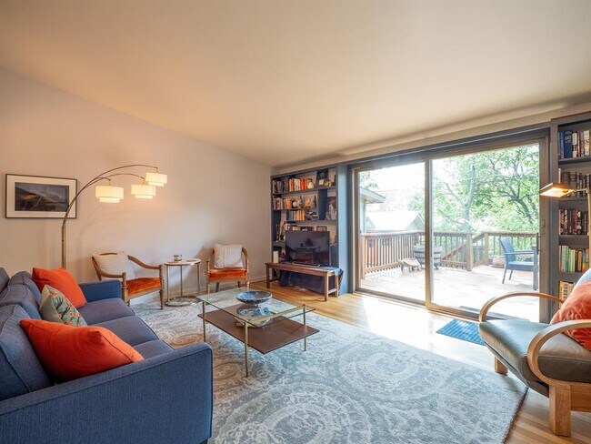 Building Photo - 4617 Finley Dr