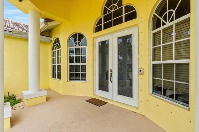 Building Photo - 103 Black Olive Crescent