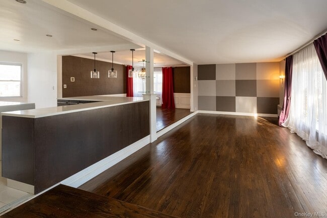 Building Photo - 21 Norton Dr