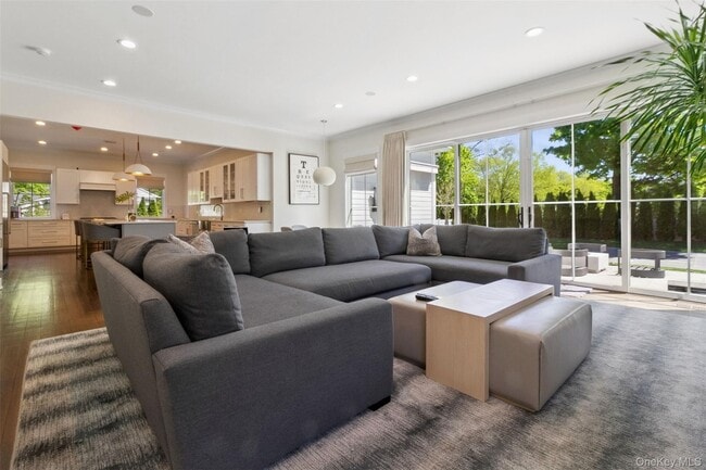 Building Photo - 1 Stonewall Ln