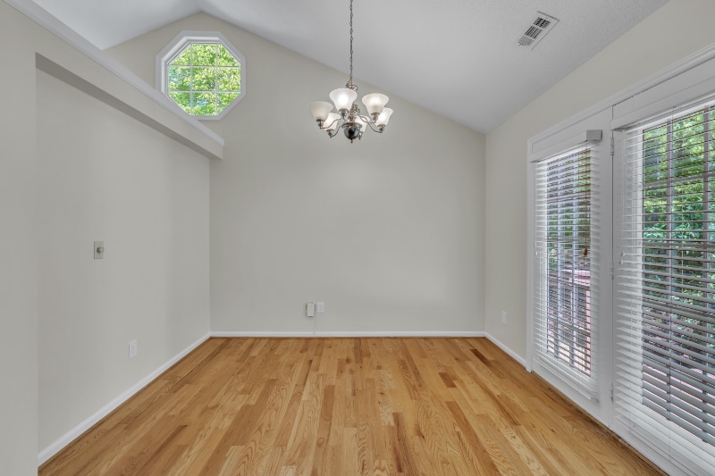 Building Photo - 106 London Plain Ct