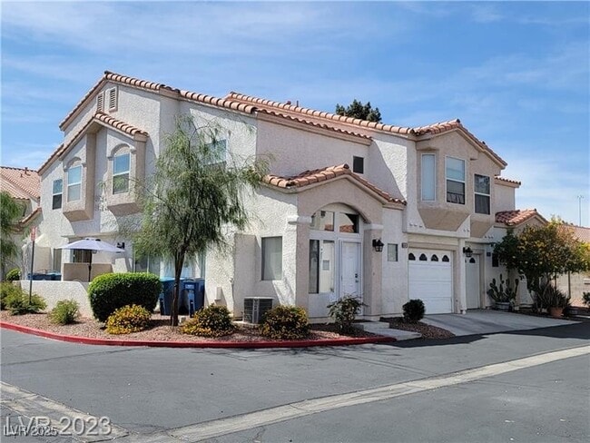Primary Photo - 4049 Castle Cove Dr