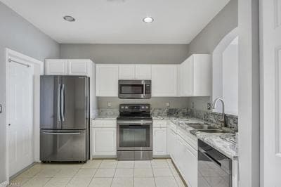 Building Photo - 10030 Salina St