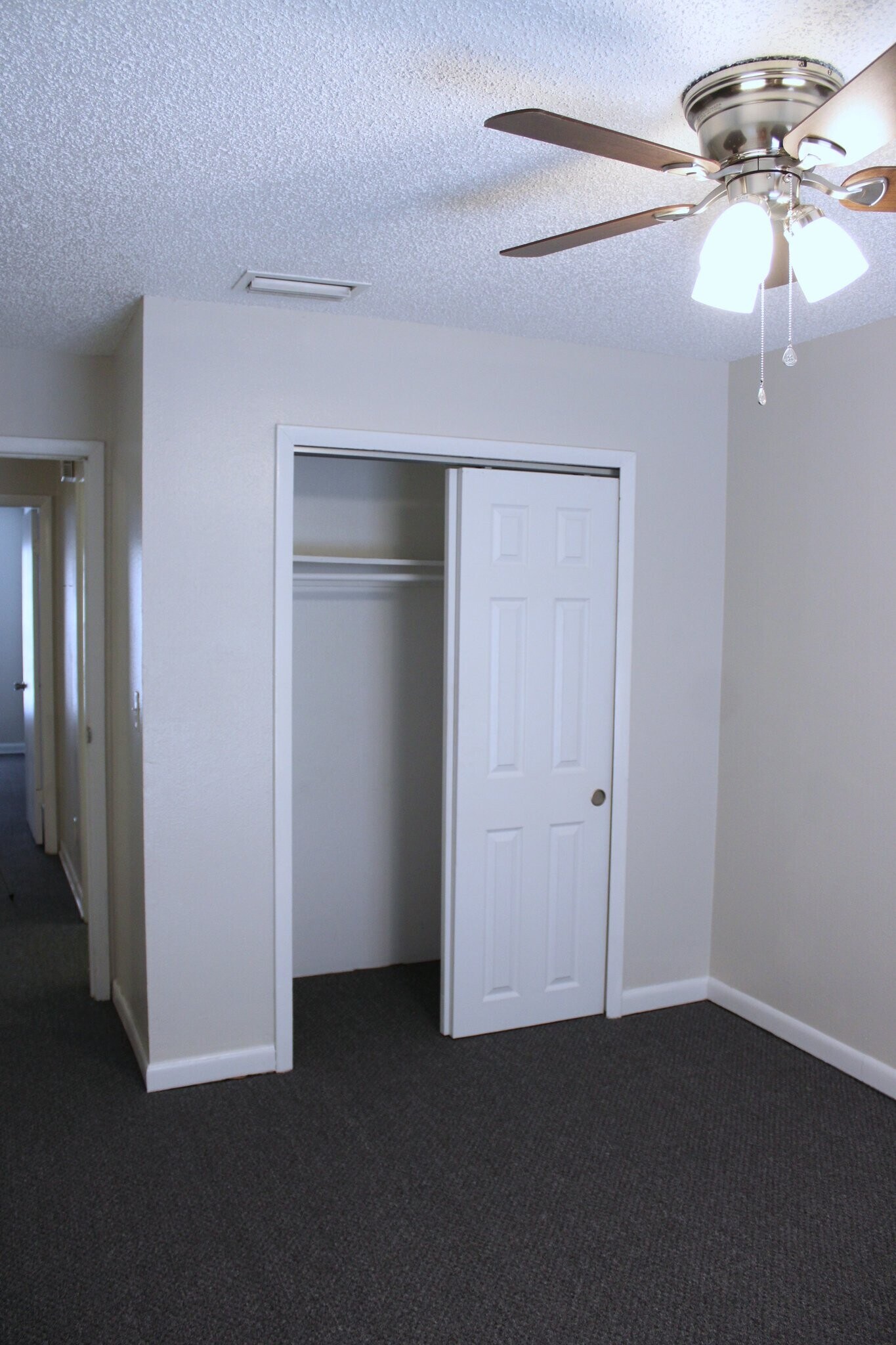 Building Photo - 5850 Cypress Gardens Blvd