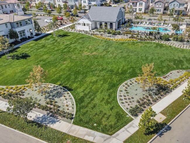 Building Photo - Amazing New Construction House!