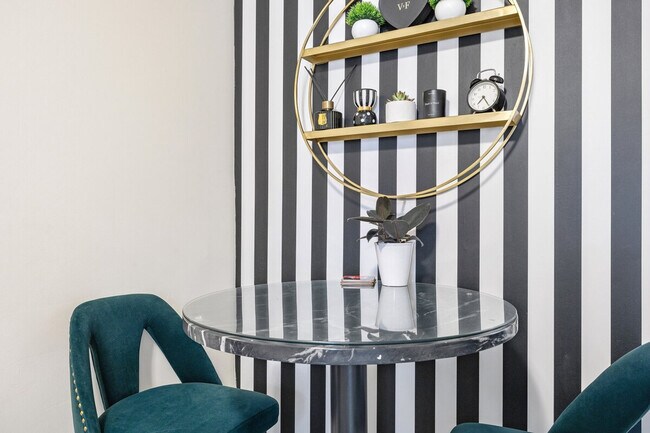 Building Photo - 91 Bedford St