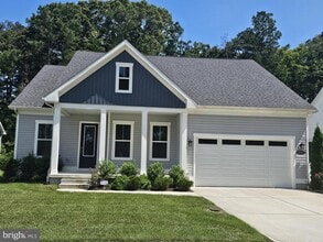 Building Photo - 18583 Emerson Way