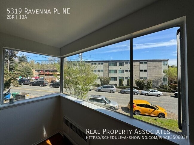 Building Photo - 5319 Ravenna Pl NE