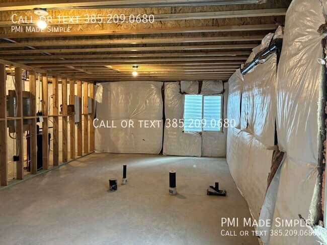 Building Photo - 4140 W Holbrook Way