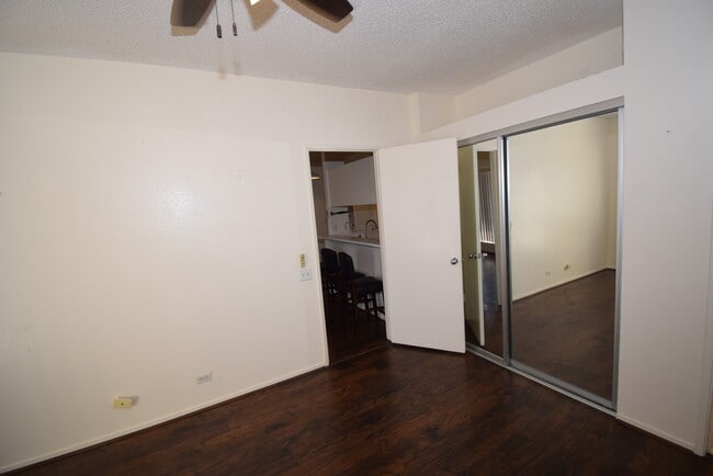 Building Photo - 91-989-525 Puamaeole St