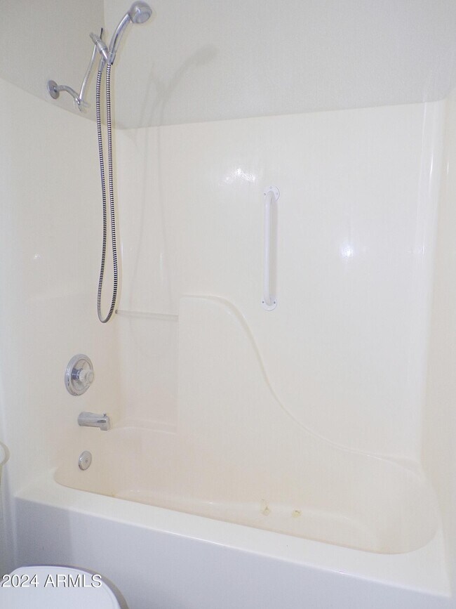 Building Photo - 4406 Buena Loma Way