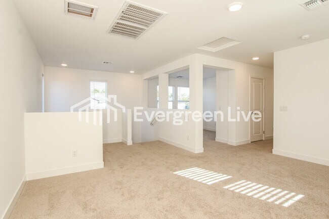 Building Photo - 9117 N 181st Ave