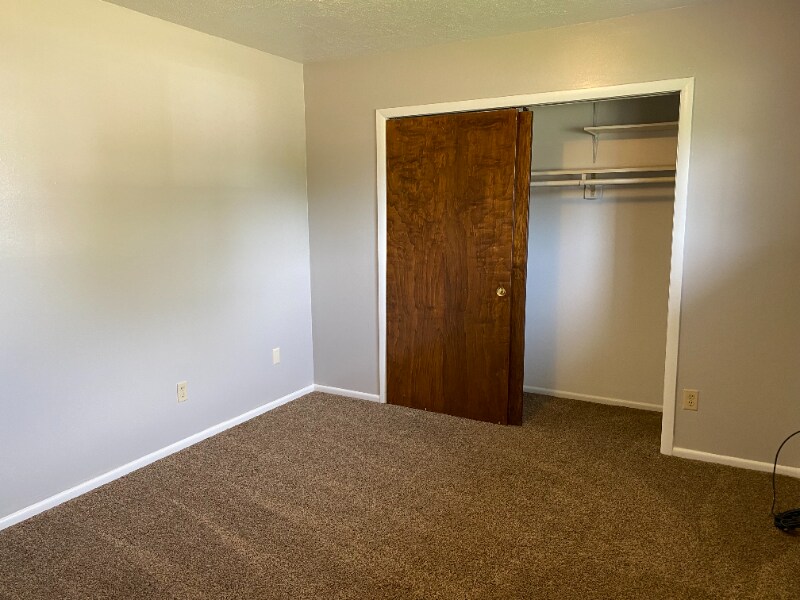 Building Photo - 805 3rd St SW