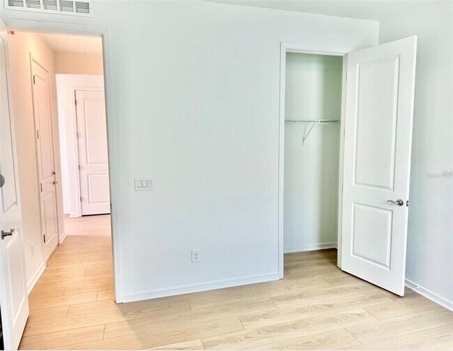 Building Photo - 2681 Serenity Gdn Dr