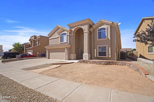 Building Photo - 12705 Tierra Flores Dr