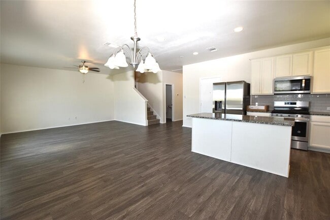 Building Photo - 700 Bayberry Cir