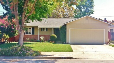 Building Photo - UPDATED LARGE 1500 sq/ft 3BR/2BA Cherry Ch...