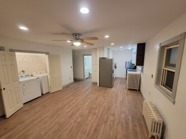 Great Room_B - 715 Stokes Ave
