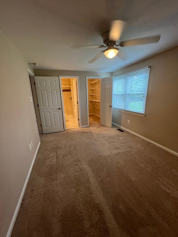 Building Photo - 129 Lamont Ln