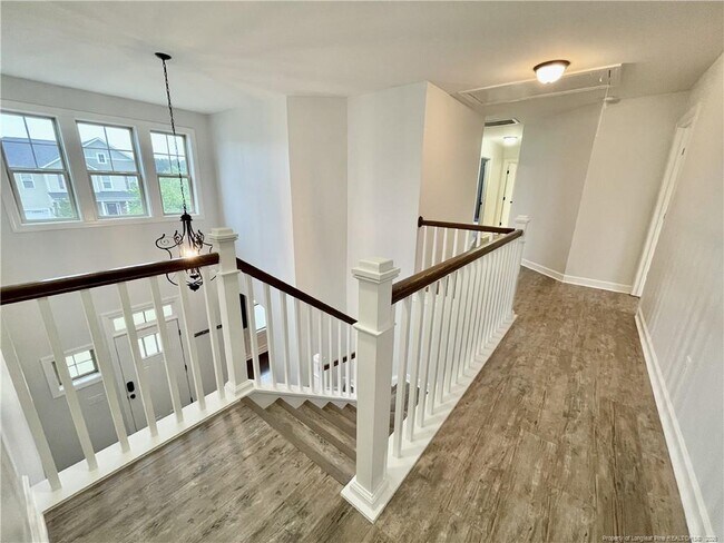 Building Photo - 3037 Eaglecrest Ln