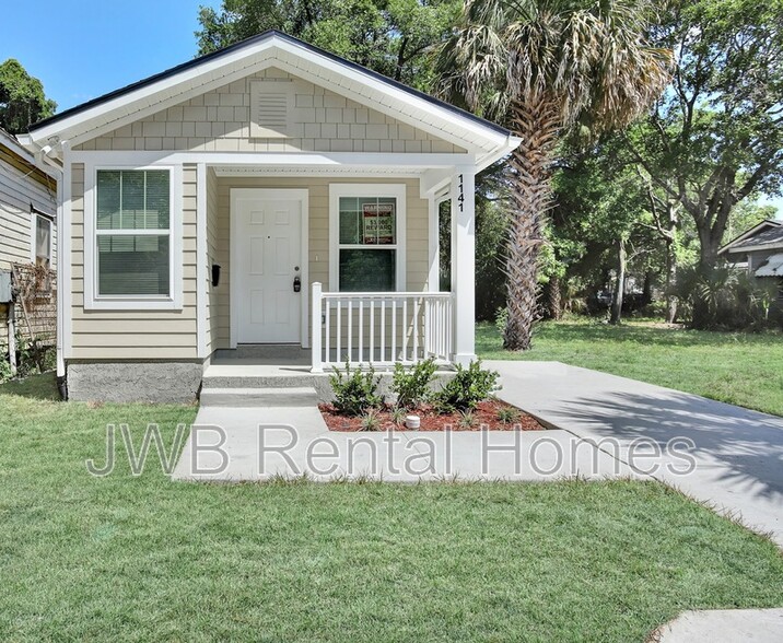 Primary Photo - 1141 E Union St