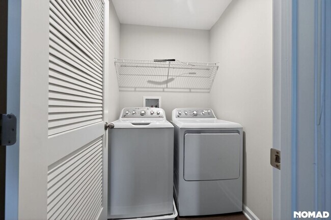 Building Photo - 901 Wilson St