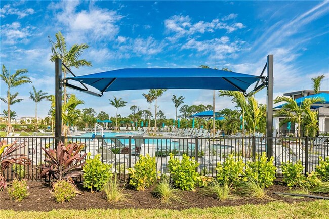 Building Photo - 12584 Wellen Golf St