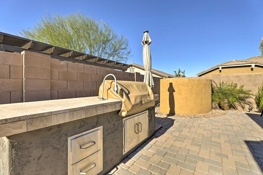 Building Photo - 20298 E Arrowhead Trail