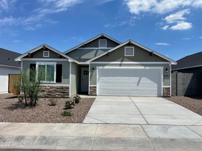 Building Photo - 5731 S 12th Ln