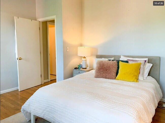 Building Photo - 538 Massachusetts Ave