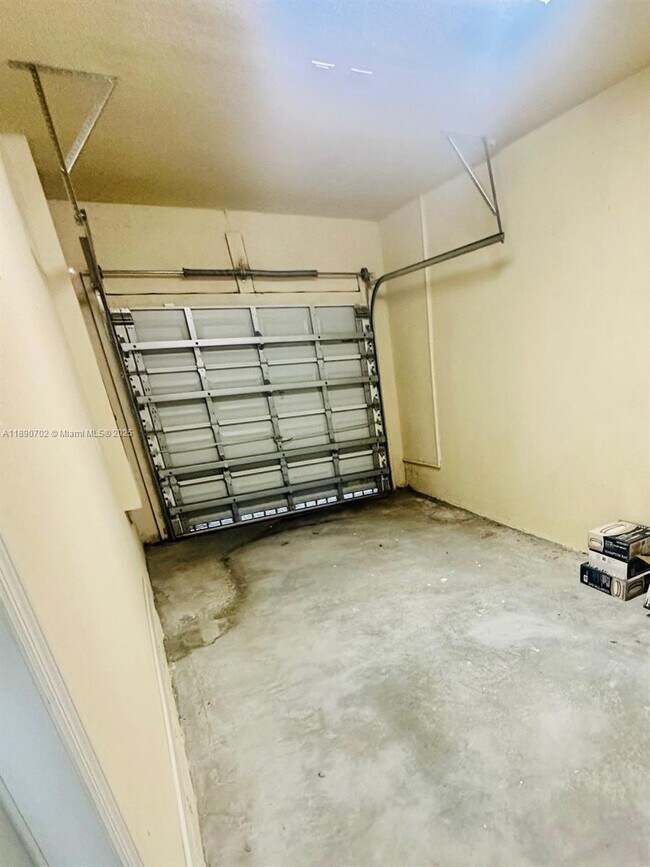 Building Photo - 17021 SW 94th Terrace