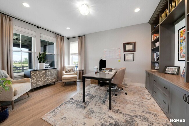 Building Photo - Spacious 5BR House in Littleton