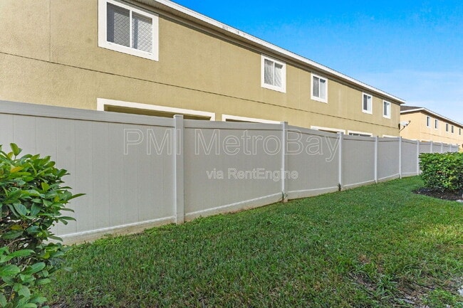 Building Photo - 8516 Brushleaf Way