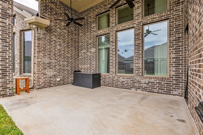 Building Photo - 32117 Magnolia River Trl