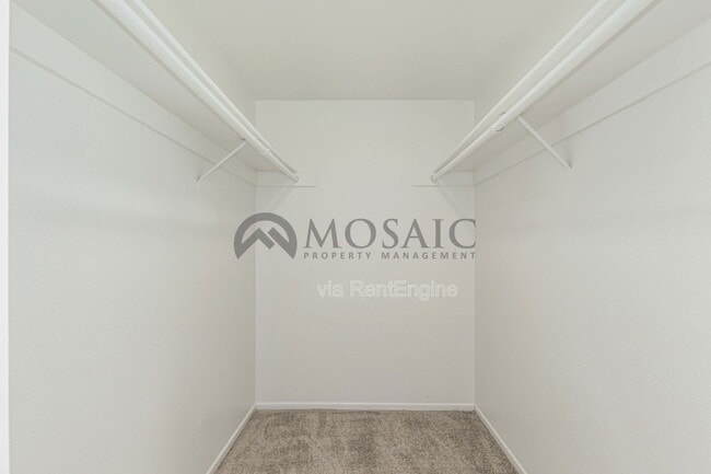 Building Photo - 1261 W Kiowa Cir